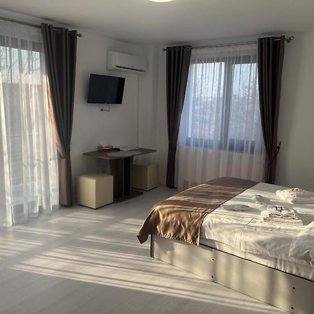 Hotel Palas Grand View ヤシ エクステリア 写真