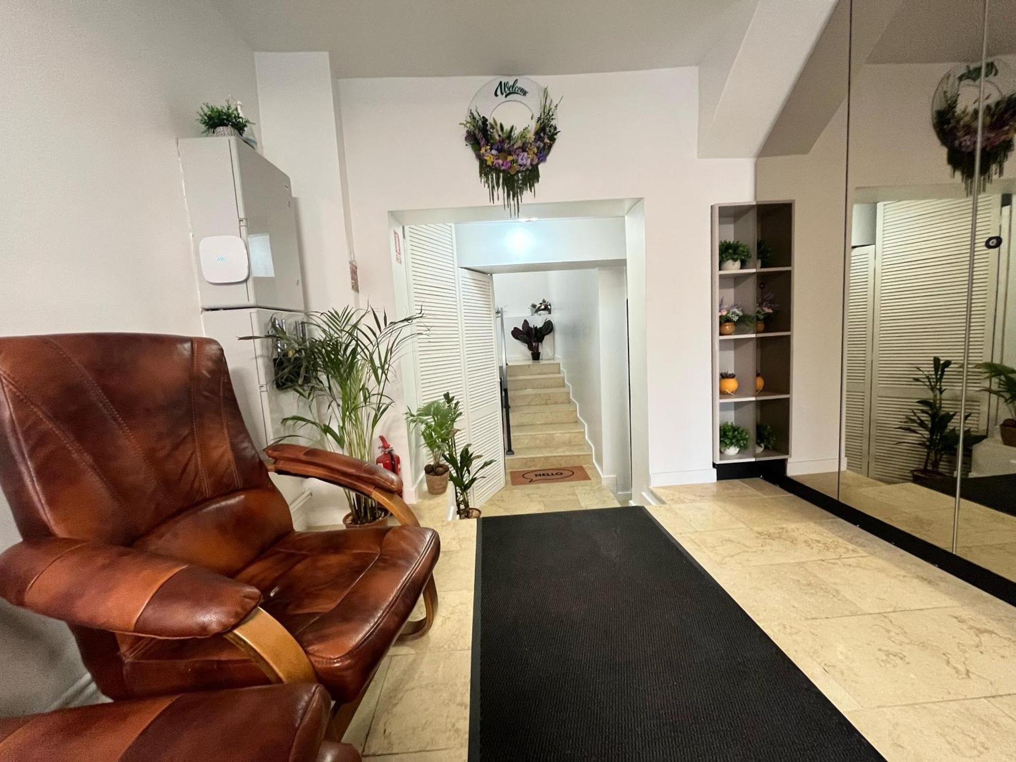 Hotel Palas Grand View ヤシ エクステリア 写真
