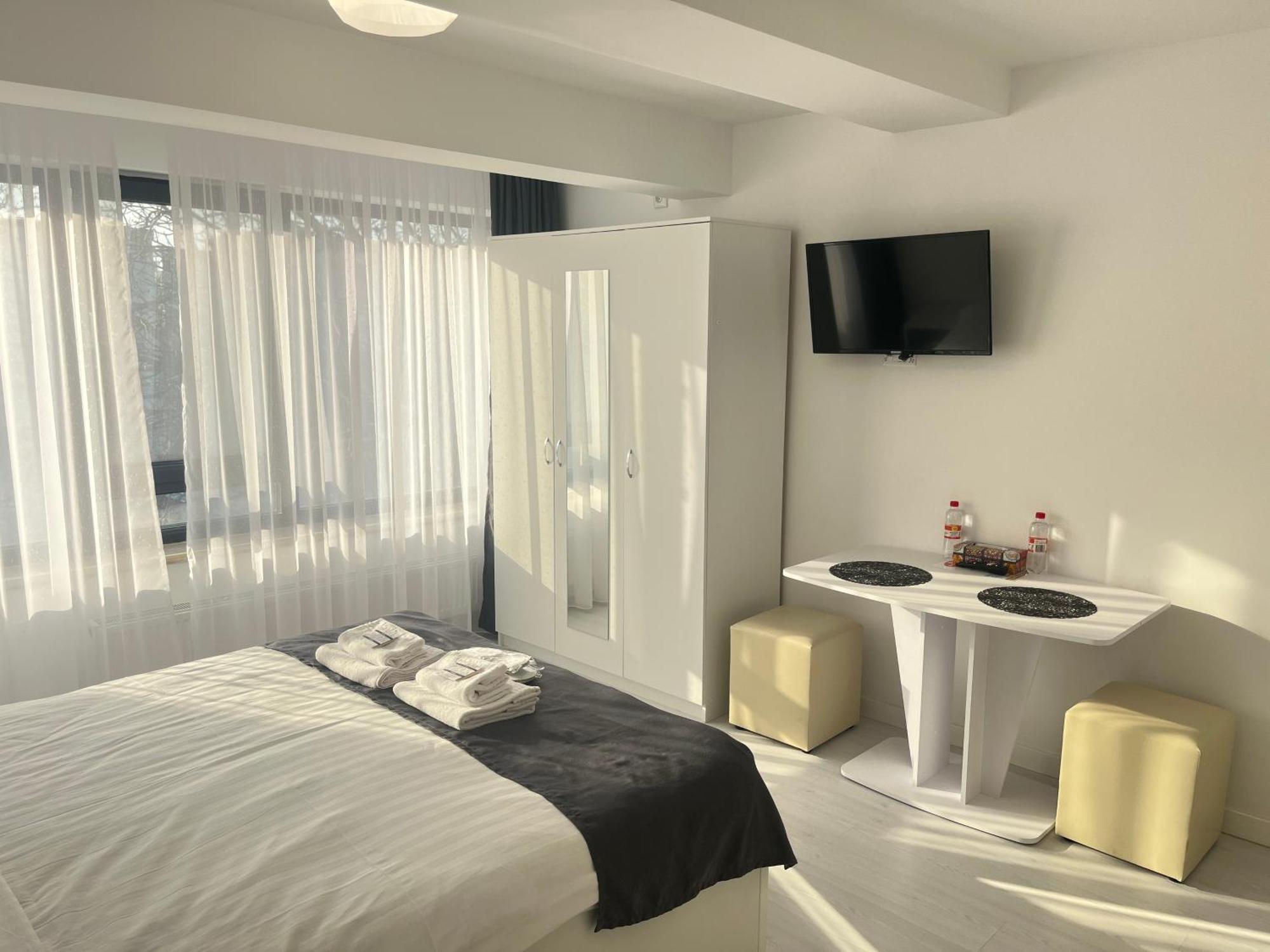 Hotel Palas Grand View ヤシ エクステリア 写真