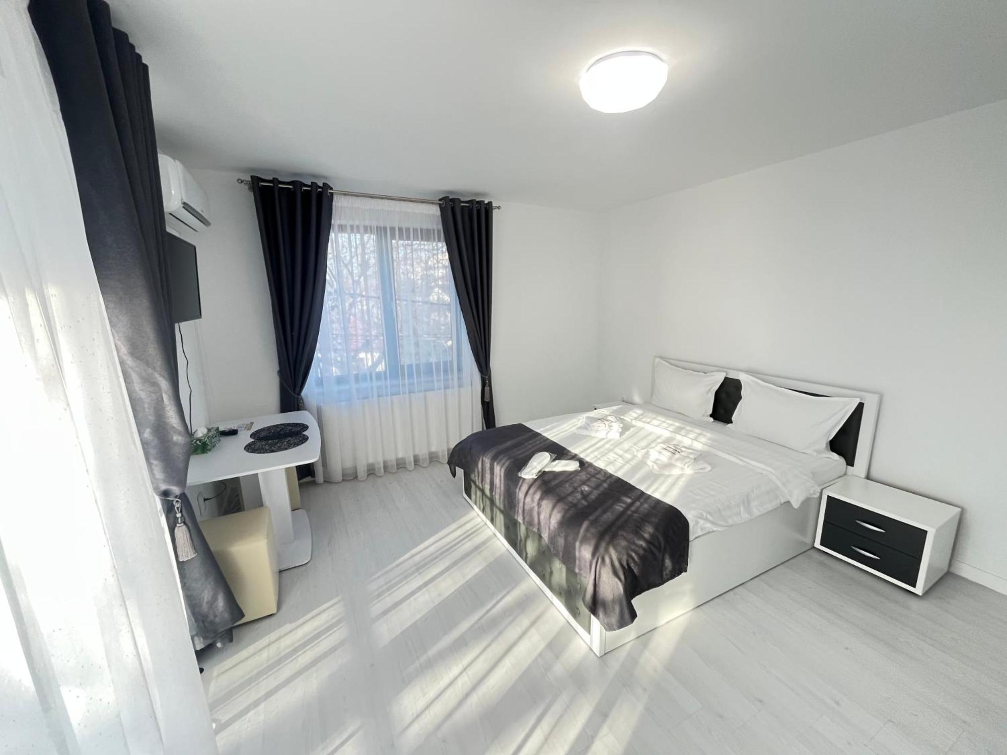 Hotel Palas Grand View ヤシ エクステリア 写真