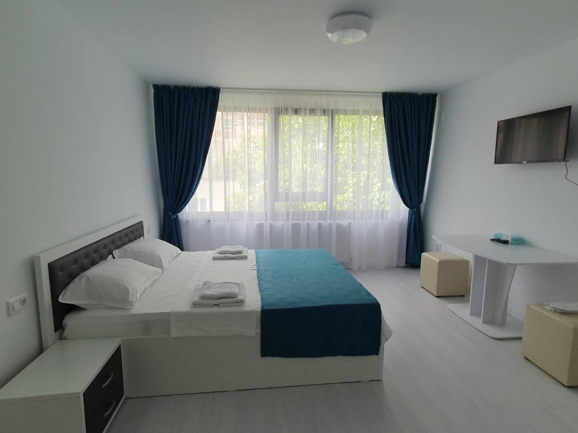 Hotel Palas Grand View ヤシ エクステリア 写真