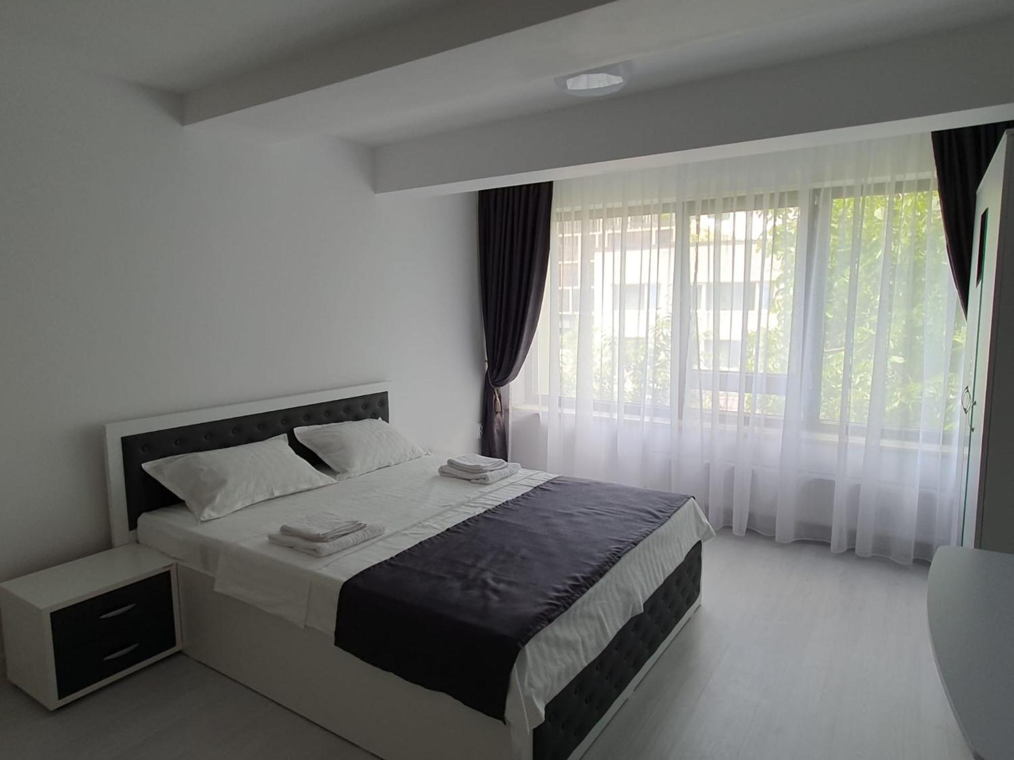Hotel Palas Grand View ヤシ エクステリア 写真